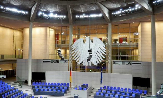 Εκδήλωση Για Τις Γερμανικές Οφειλές Στη Bundestag Γερμανική Ομοσπονδιακή Βουλή