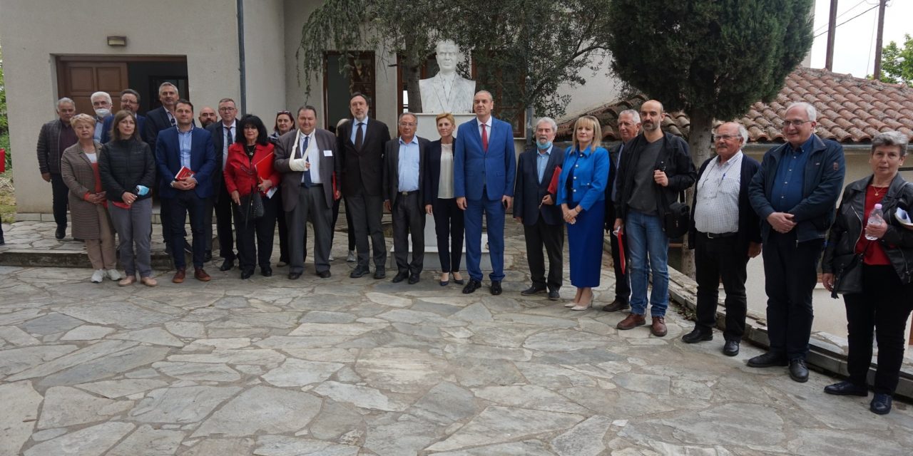 Δήμος Ελασσόνας – “Μνήμη και Δικαίωση τα συμπεράσματα του 1ου Συνεδρίου Μαρτυρικών Κοινοτήτων”